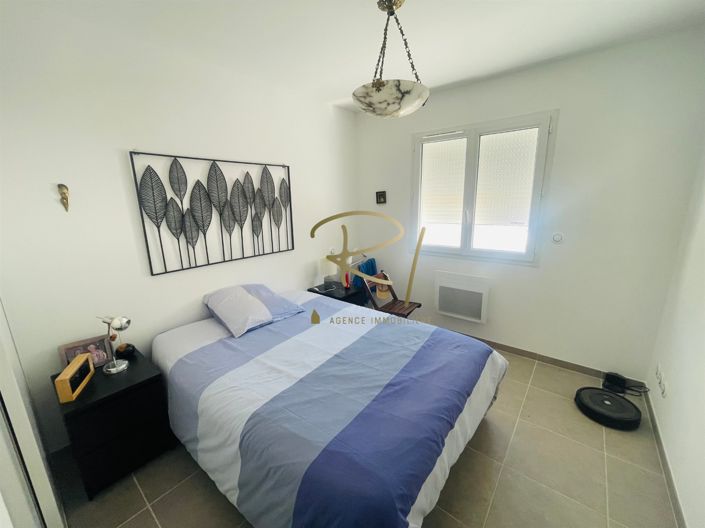 Image No.6-3 Bed House for sale