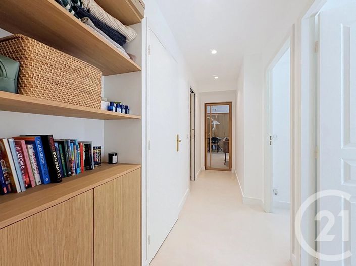 Image No.19-2 Bed Apartment for sale