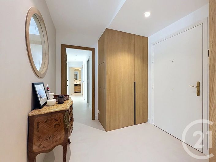 Image No.20-2 Bed Apartment for sale