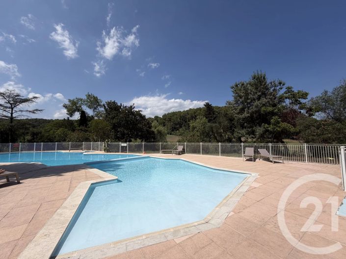 Image No.24-2 Bed Apartment for sale