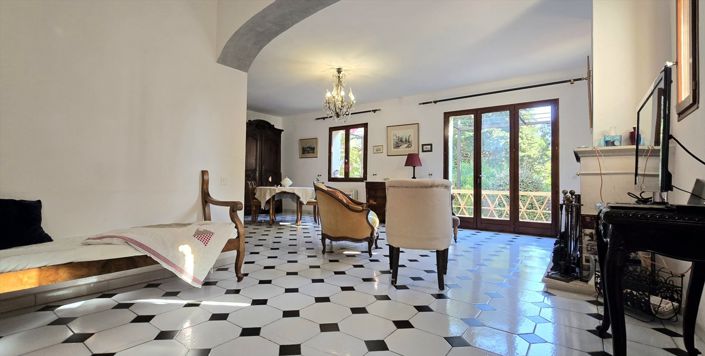 Image No.4-4 Bed House for sale