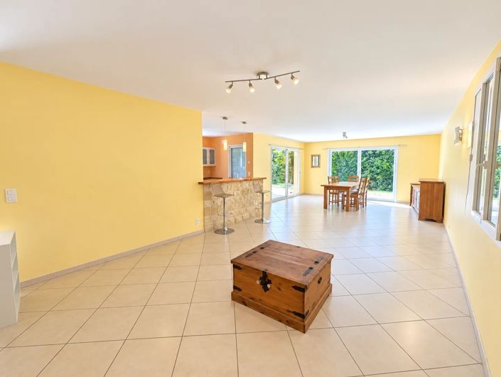 Image No.7-3 Bed House for sale