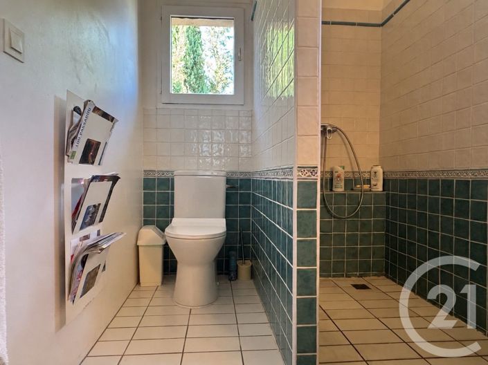 Image No.16-7 Bed House for sale