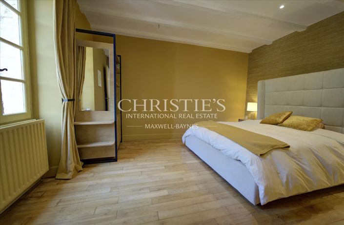 Image No.25-9 Bed House for sale
