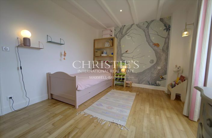 Image No.29-9 Bed House for sale