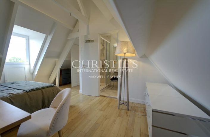Image No.33-9 Bed House for sale