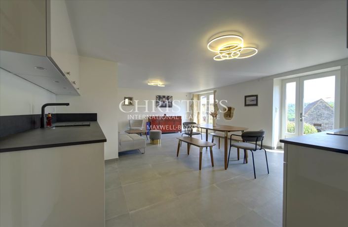 Image No.44-9 Bed House for sale