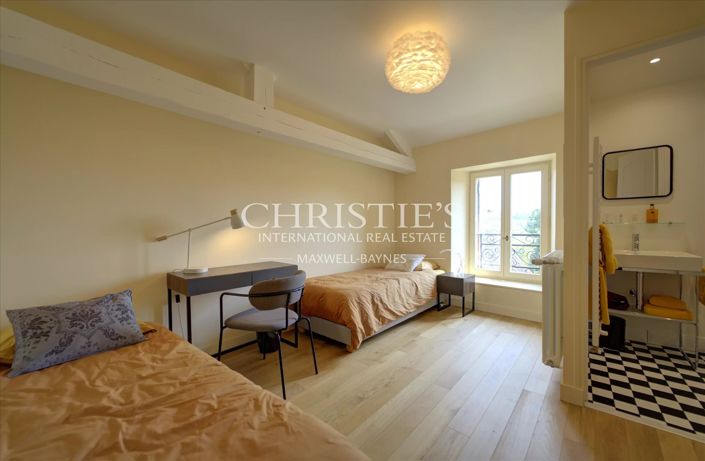 Image No.45-9 Bed House for sale