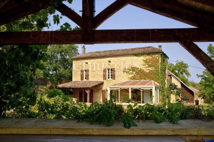 Image No.5-9 Bed House for sale