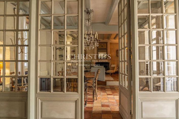 Image No.2-5 Bed House for sale