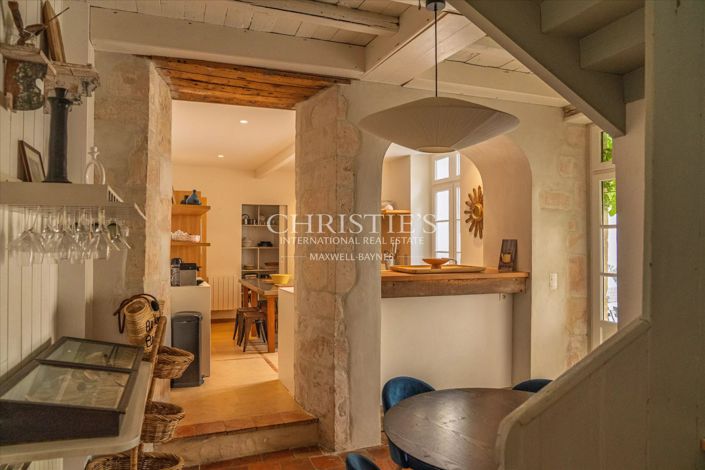 Image No.5-5 Bed House for sale