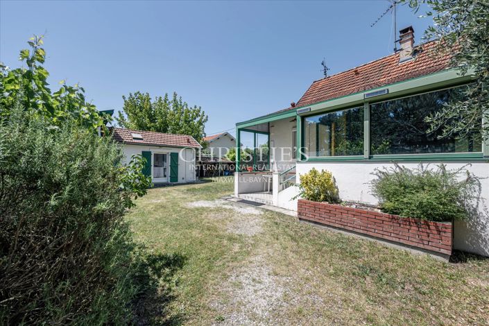 Image No.9-3 Bed House for sale