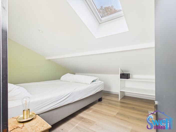 Image No.17-4 Bed House for sale