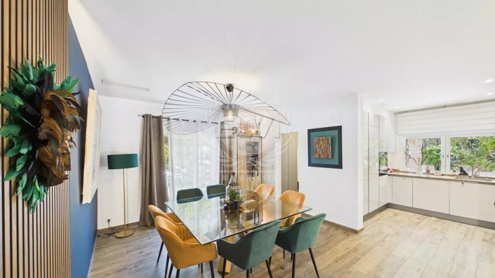 Image No.6-2 Bed House for sale