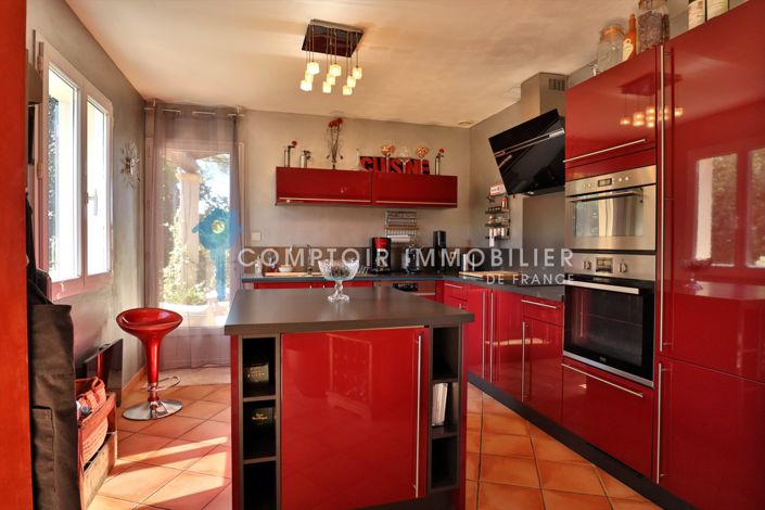 Image No.7-3 Bed House for sale