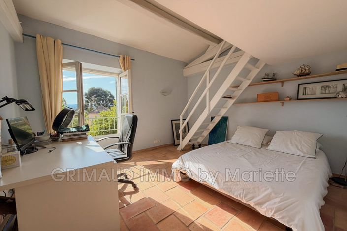 Image No.14-7 Bed House for sale