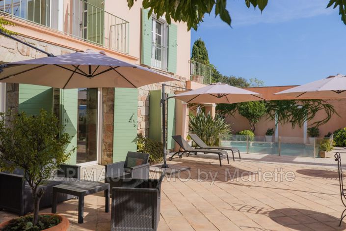 Image No.4-7 Bed House for sale