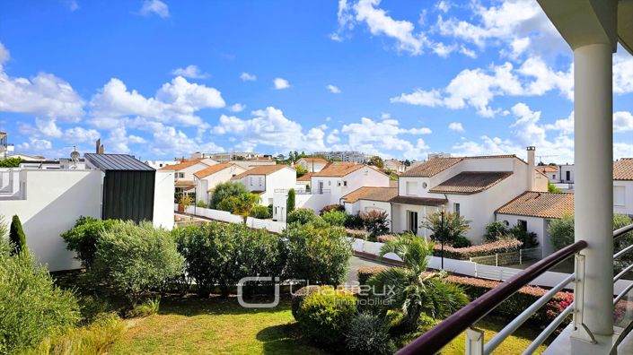Image No.9-2 Bed Apartment for sale