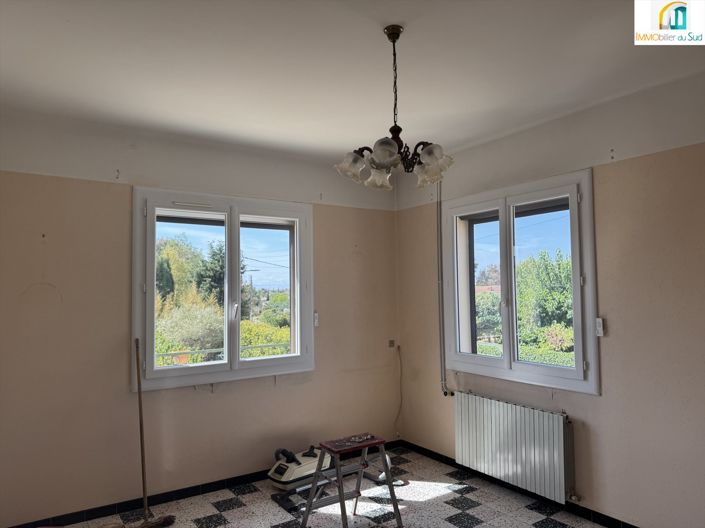 Image No.13-7 Bed House for sale