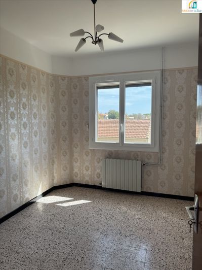 Image No.14-7 Bed House for sale