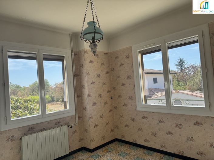 Image No.16-7 Bed House for sale
