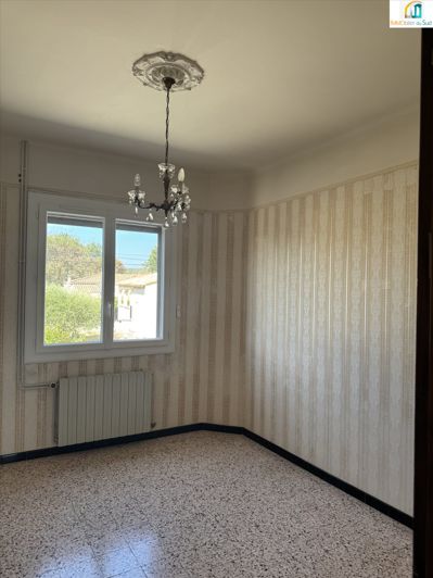 Image No.17-7 Bed House for sale