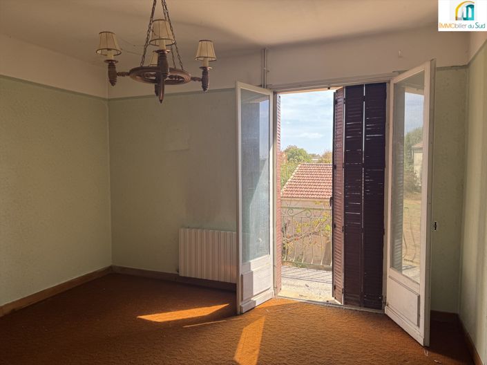 Image No.20-7 Bed House for sale