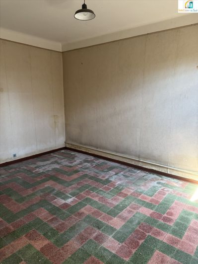 Image No.26-7 Bed House for sale