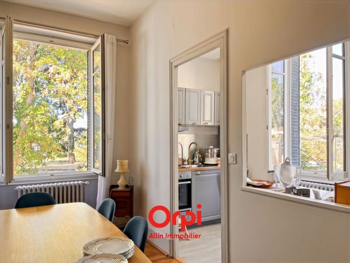 Image No.12-5 Bed House for sale