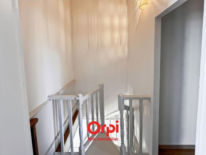Image No.13-5 Bed House for sale