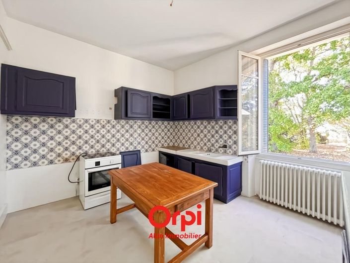 Image No.26-5 Bed House for sale
