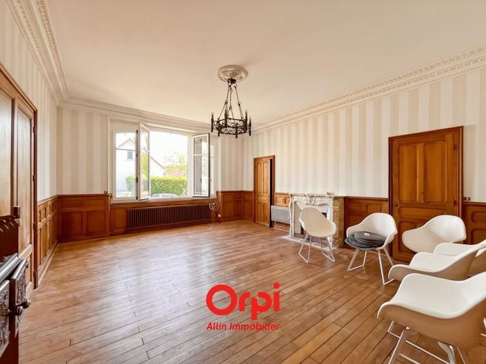 Image No.28-5 Bed House for sale