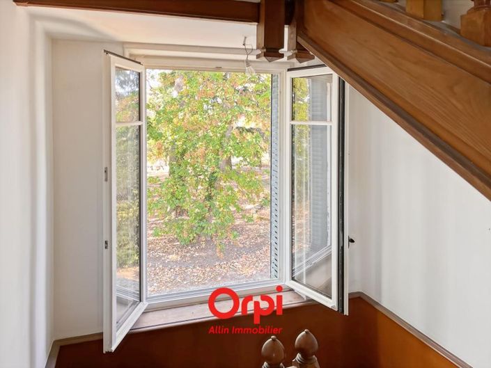 Image No.31-5 Bed House for sale