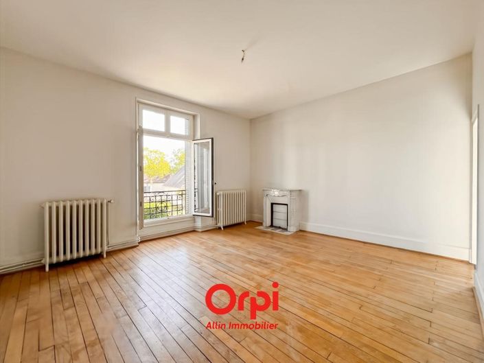 Image No.35-5 Bed House for sale