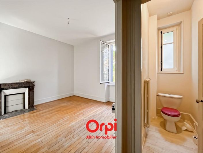 Image No.36-5 Bed House for sale