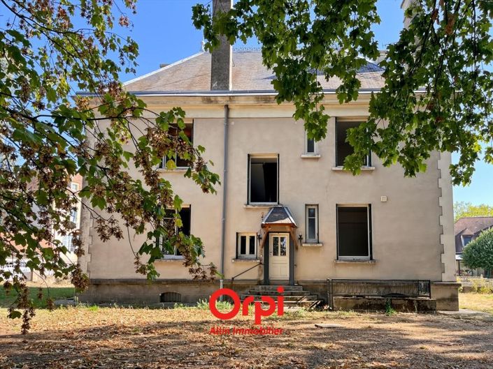 Image No.45-5 Bed House for sale