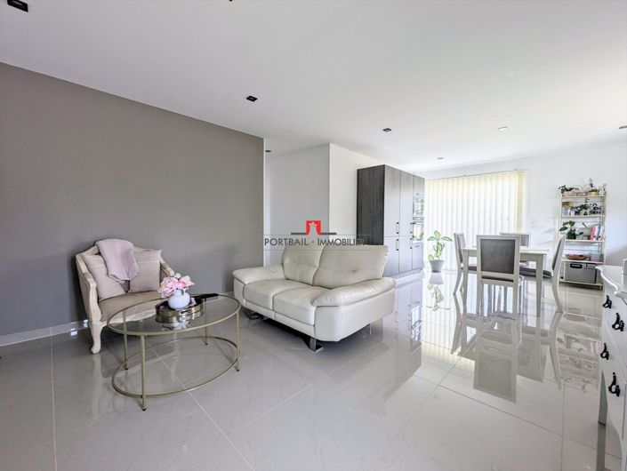 Image No.2-3 Bed House for sale