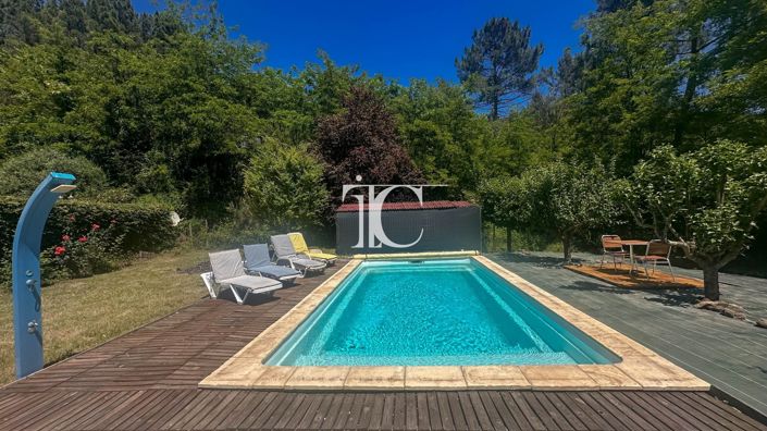 Image No.2-5 Bed House for sale