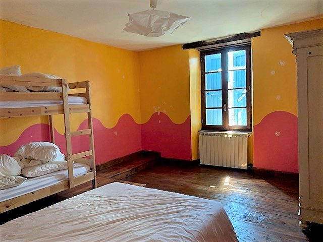 Image No.13-4 Bed House for sale
