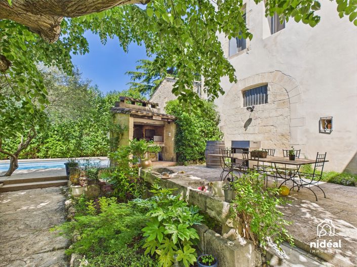 Image No.8-8 Bed House for sale