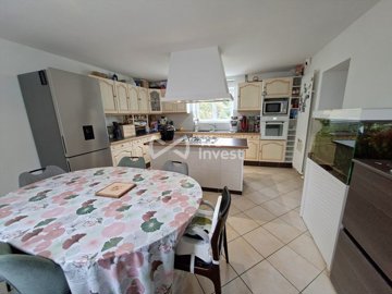 a2cg0pmu6wj12m8m2