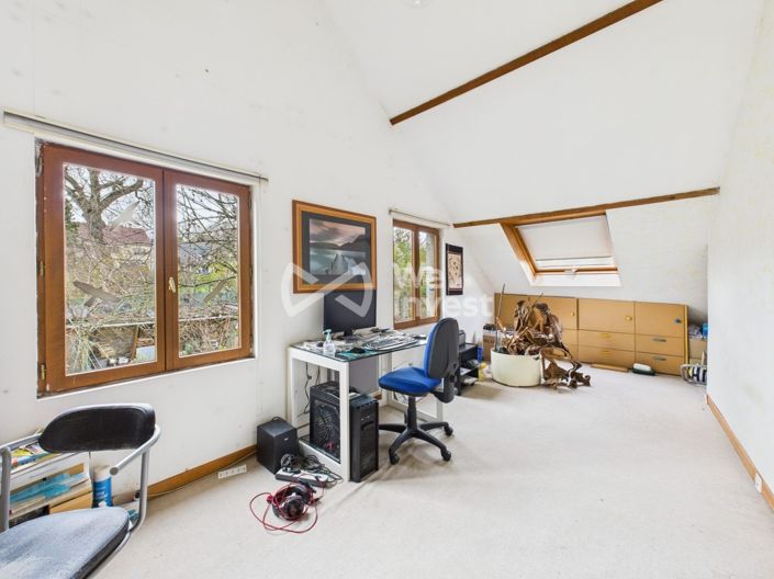 Image No.6-3 Bed House for sale