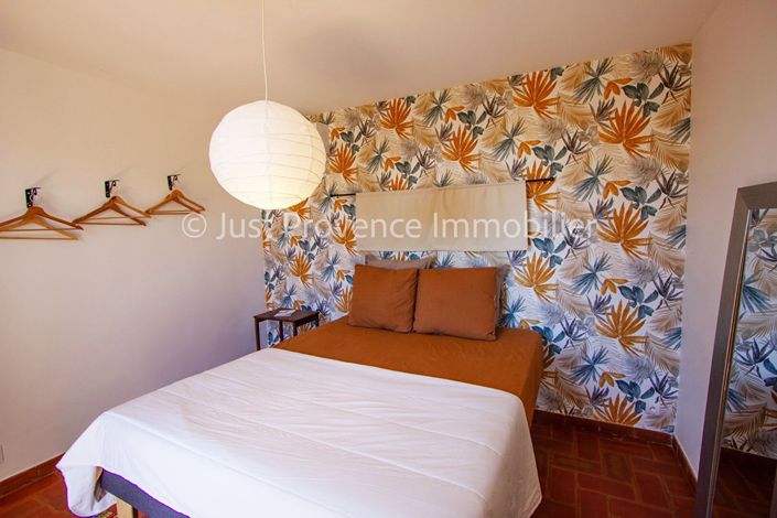 Image No.11-4 Bed House for sale