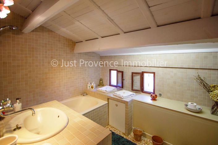 Image No.16-4 Bed House for sale
