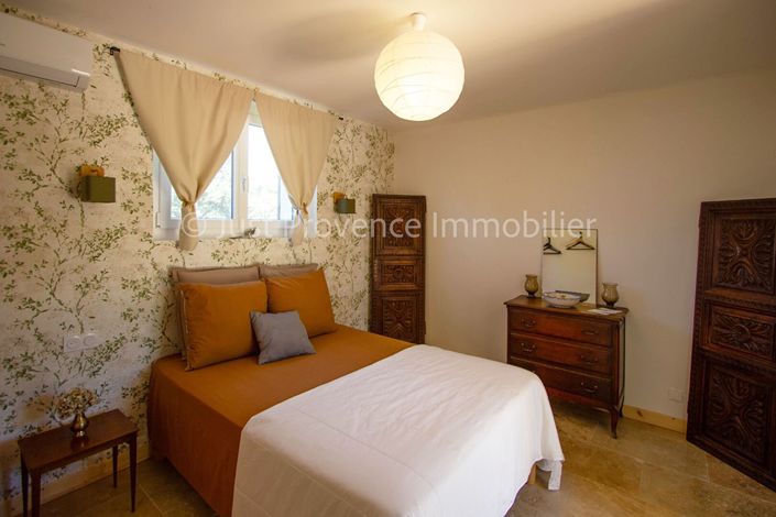 Image No.9-4 Bed House for sale