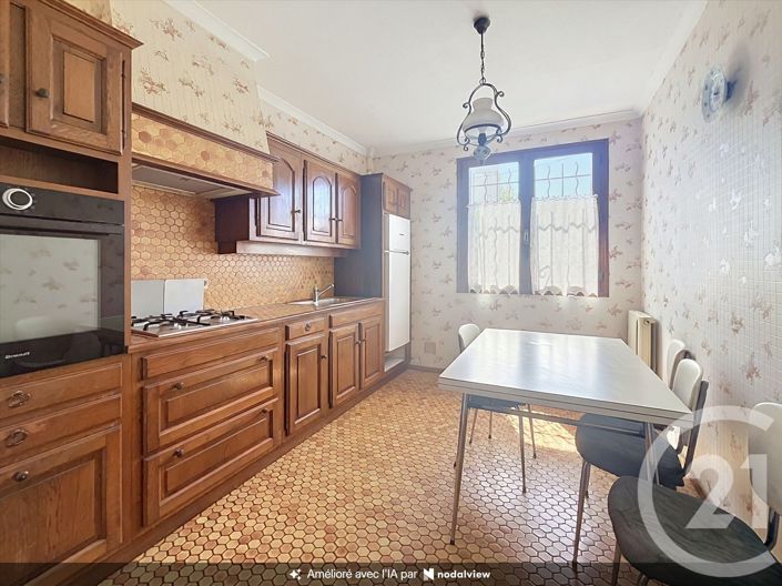 Image No.10-5 Bed House for sale