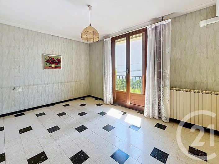 Image No.18-5 Bed House for sale