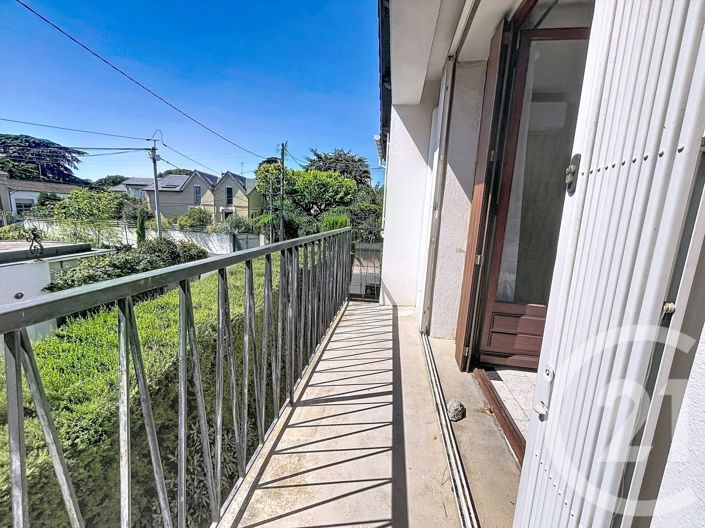Image No.19-5 Bed House for sale