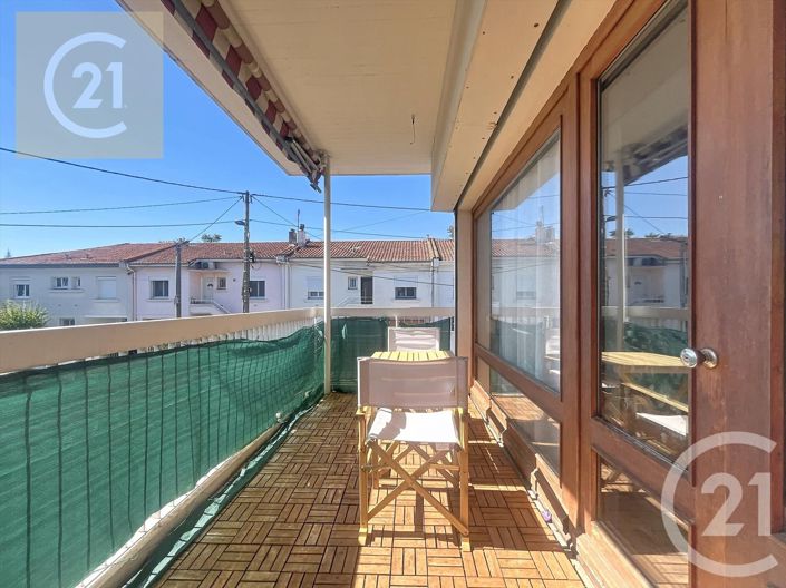 Image No.11-5 Bed House for sale