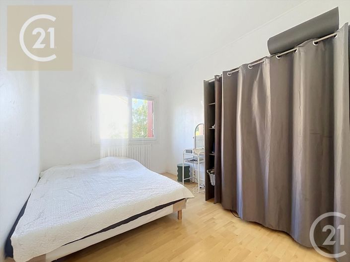 Image No.14-5 Bed House for sale